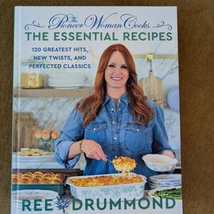 The Pioneer Woman Essential Recipes Book with Blue and Green Accents